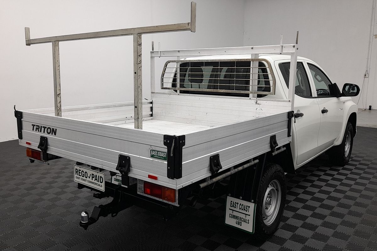 2022 Mitsubishi Triton GLX MR 4X4