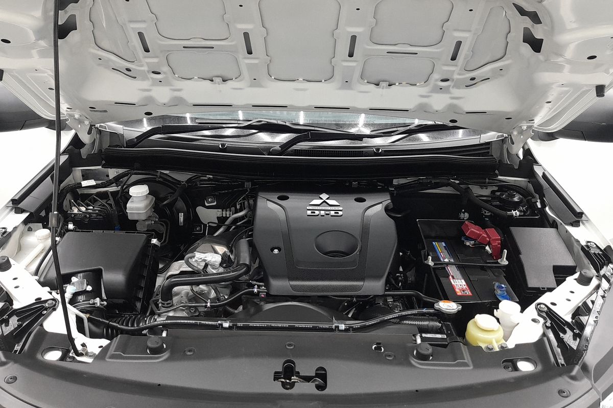 2022 Mitsubishi Triton GLX MR 4X4