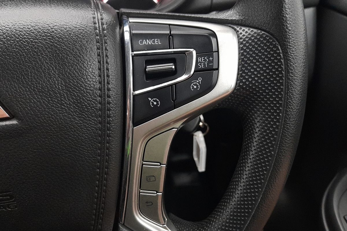 2022 Mitsubishi Triton GLX MR 4X4