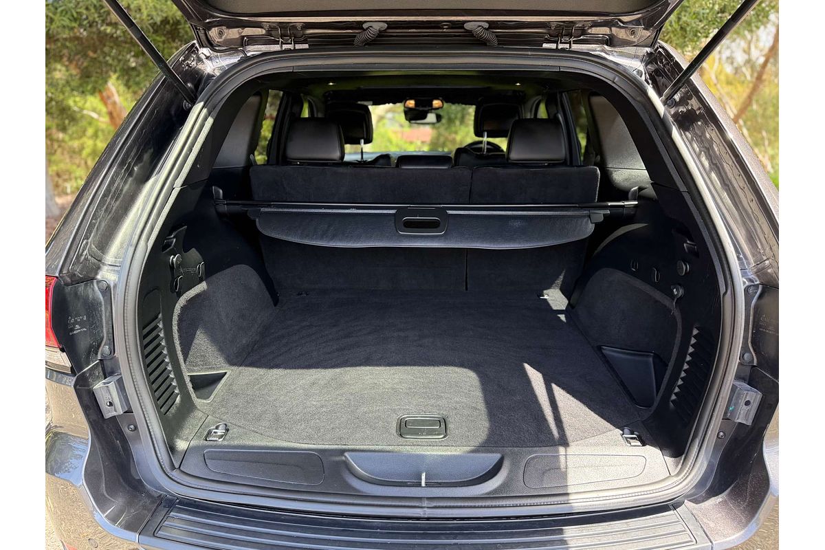 2020 Jeep Grand Cherokee Night Eagle WK