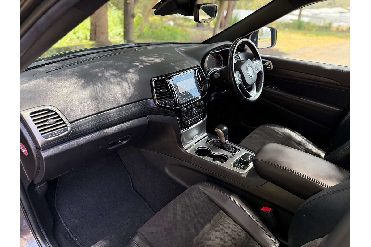 2020 Jeep Grand Cherokee Night Eagle WK