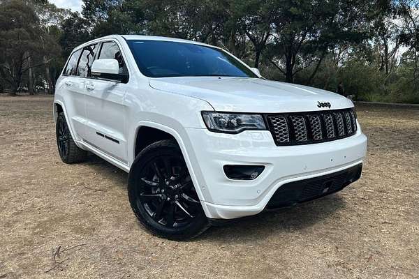 2022 Jeep Grand Cherokee Night Eagle WK