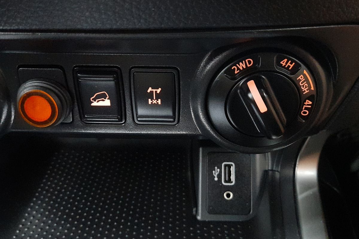 2021 Nissan Navara SL D23 4X4