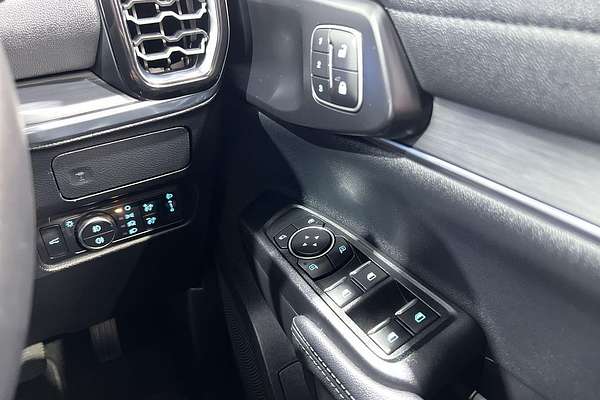 2025 Ford Everest Trend 2.0L