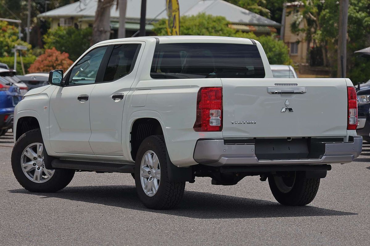 2025 Mitsubishi Triton GLX+ MV 4X4