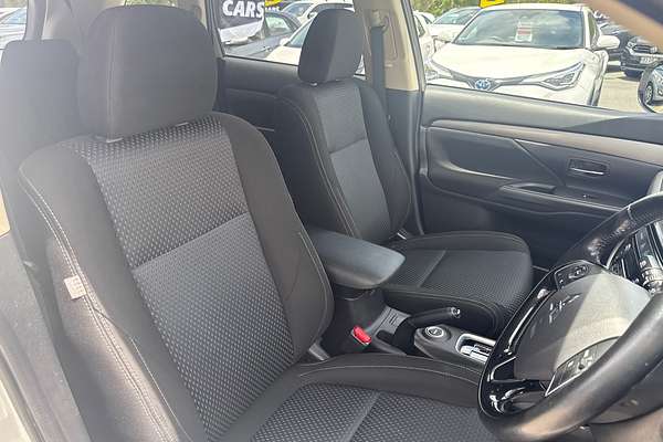 2016 Mitsubishi Outlander LS ZK