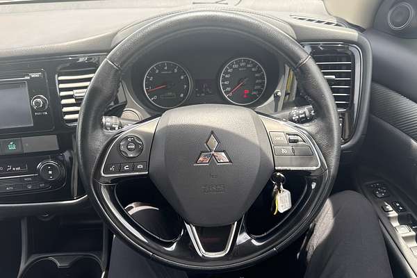 2016 Mitsubishi Outlander LS ZK