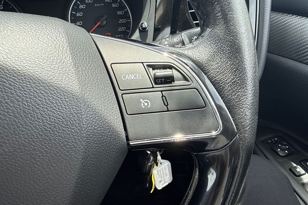 2016 Mitsubishi Outlander LS ZK