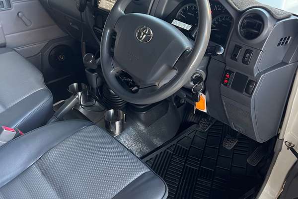 2011 Toyota Landcruiser Workmate Troopcarrier VDJ78R