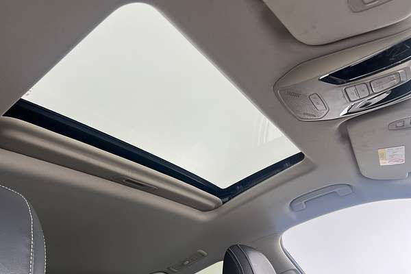 2023 LDV D90 Executive SV9A thumb-16