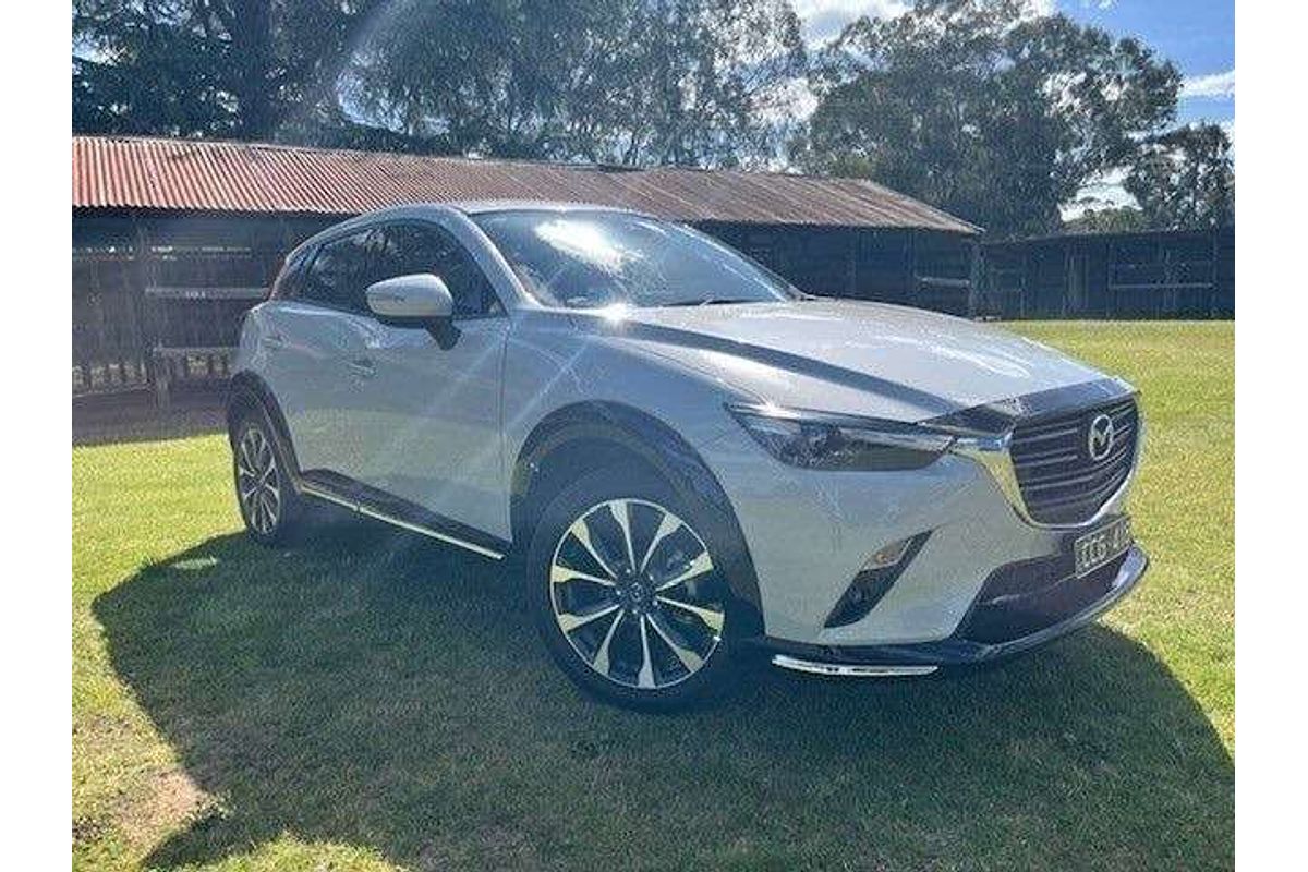 2022 Mazda CX-3 sTouring DK