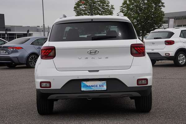 2024 Hyundai Venue Elite QX.V5