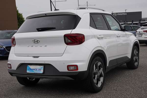 2024 Hyundai Venue Elite QX.V5