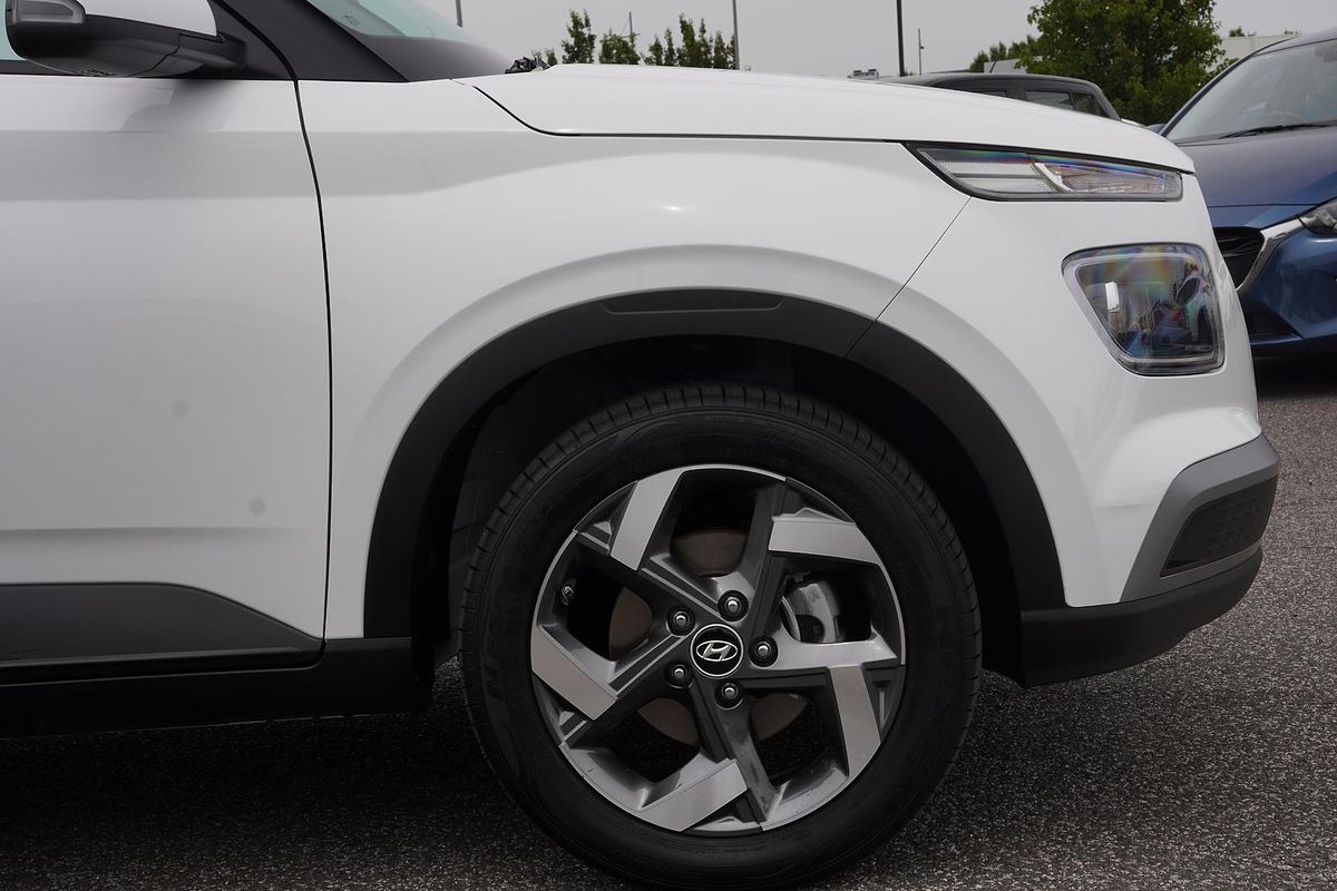 2024 Hyundai Venue Elite QX.V5