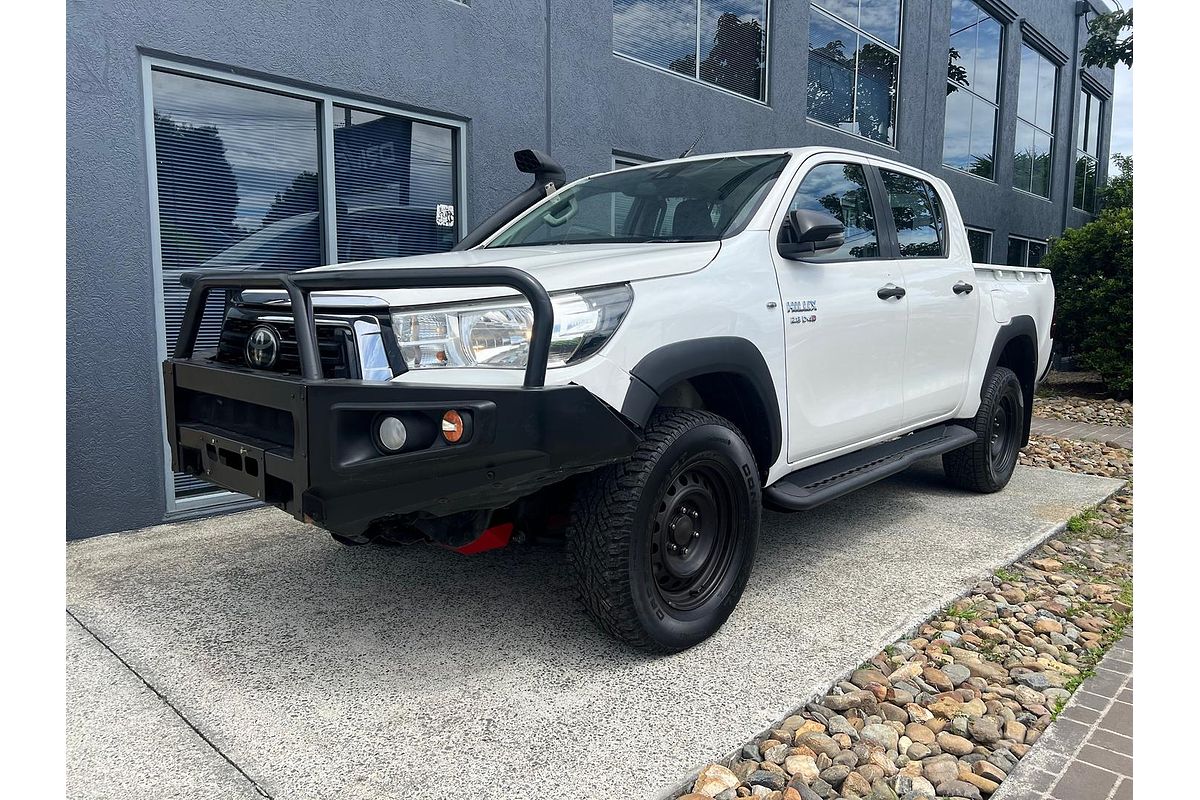2019 Toyota Hilux SR GUN126R 4X4