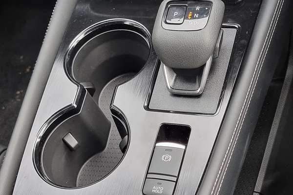 2024 Nissan X-TRAIL ST-L T33