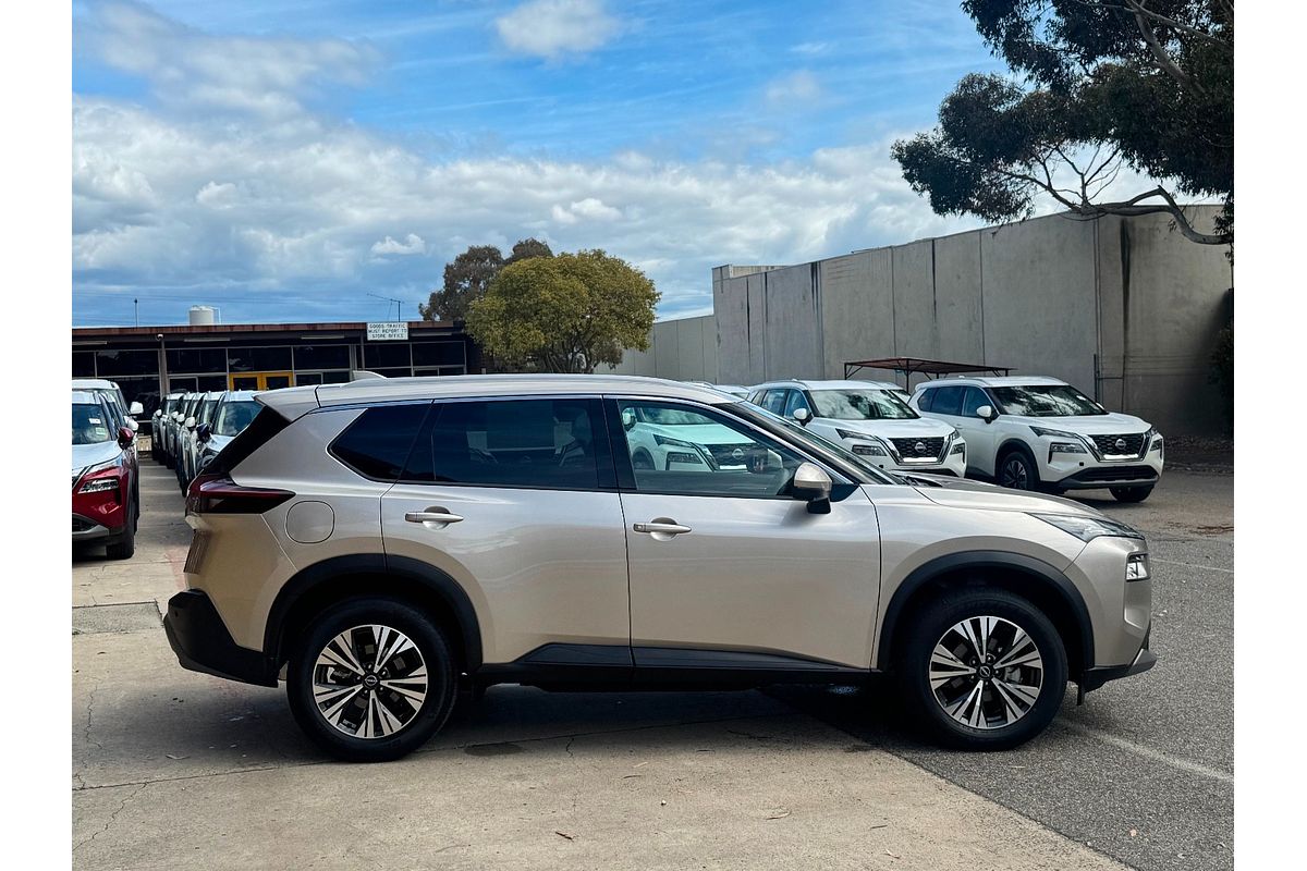 2024 Nissan X-TRAIL ST-L T33