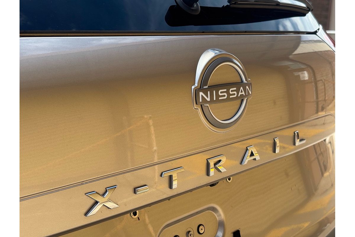 2024 Nissan X-TRAIL ST-L T33