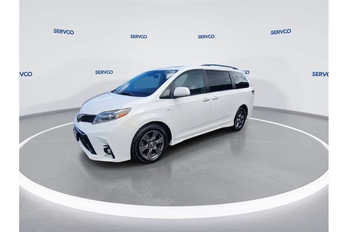 2019 Toyota SIENNA SE Premium