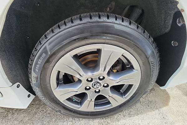 2019 Toyota SIENNA SE Premium