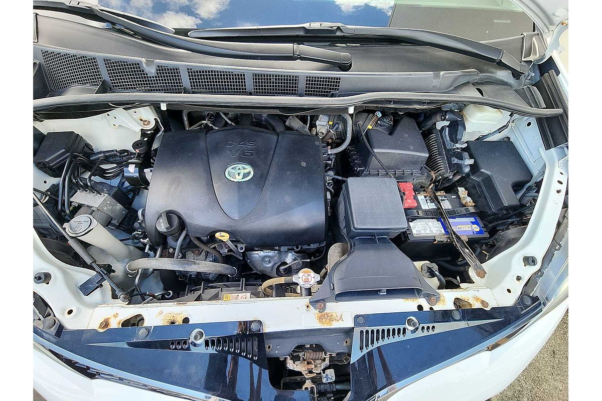 2019 Toyota SIENNA SE Premium