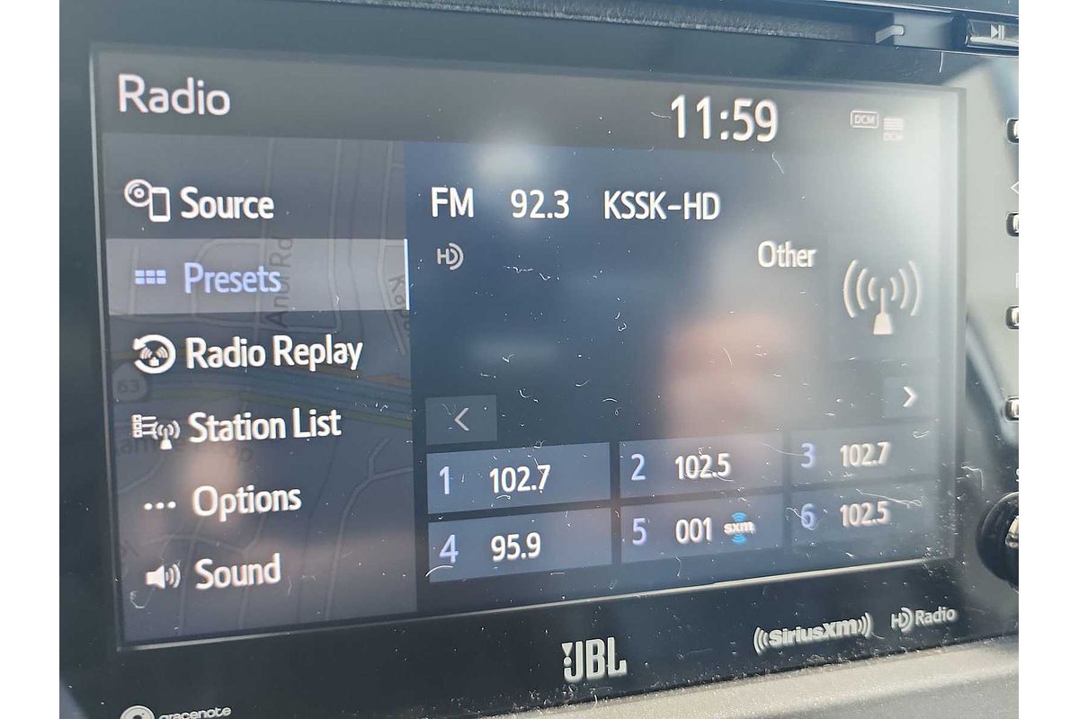 2019 Toyota SIENNA SE Premium