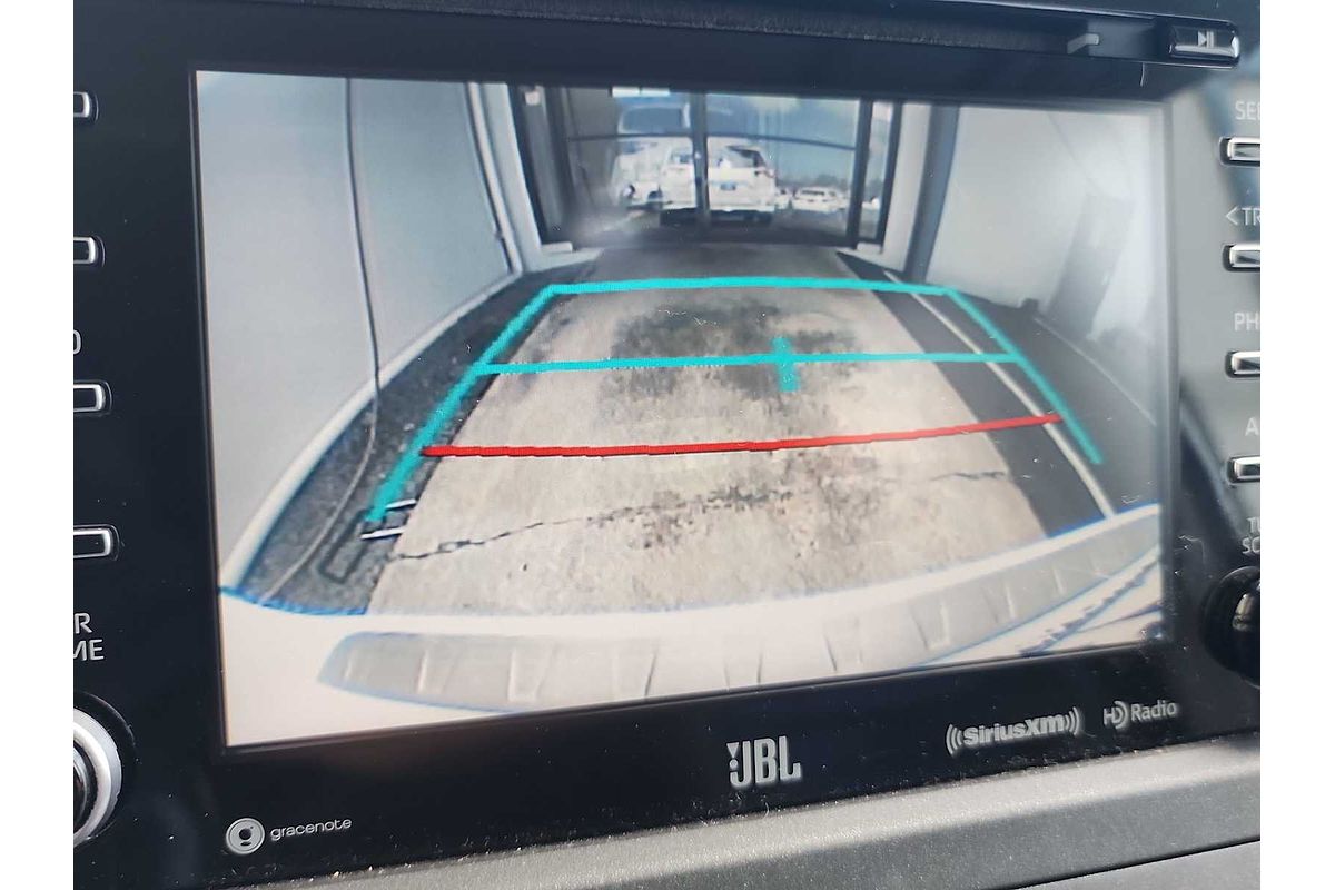 2019 Toyota SIENNA SE Premium