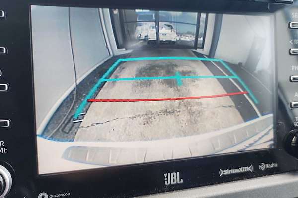 2019 Toyota SIENNA SE Premium