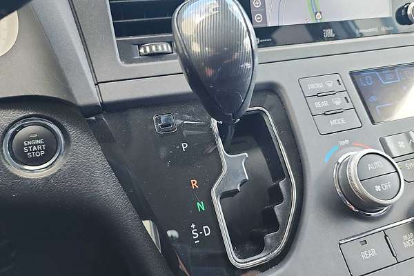 2019 Toyota SIENNA SE Premium