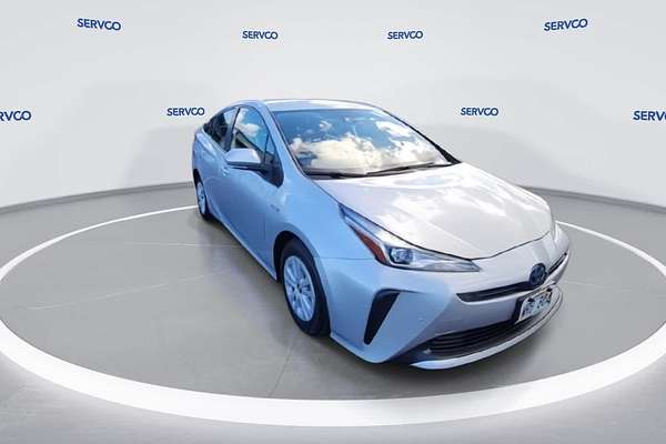 2022 Toyota Prius LE