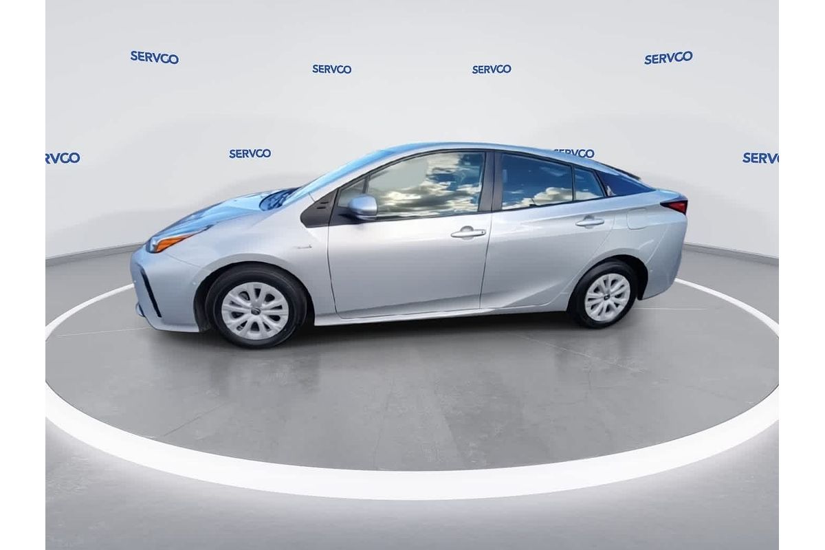 2022 Toyota Prius LE