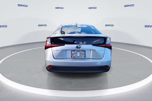 2022 Toyota Prius LE