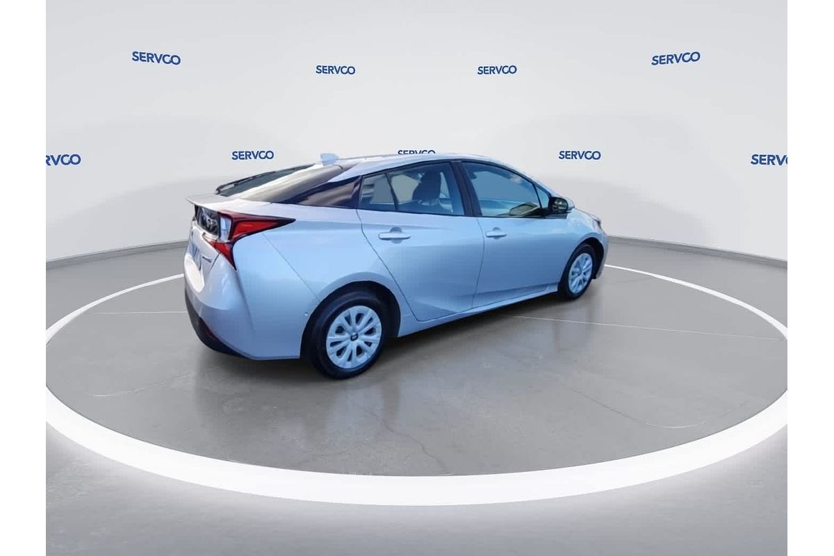 2022 Toyota Prius LE