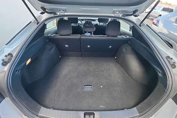 2022 Toyota Prius LE