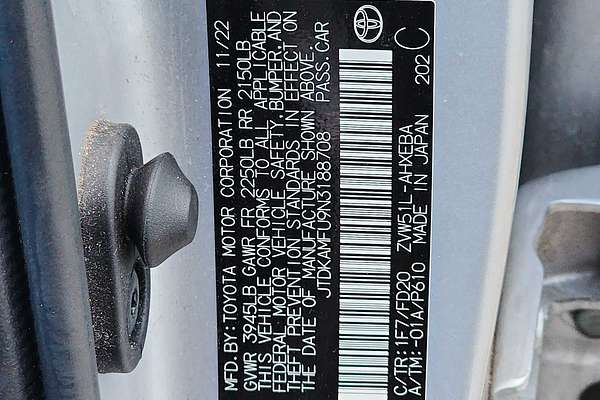 2022 Toyota Prius LE