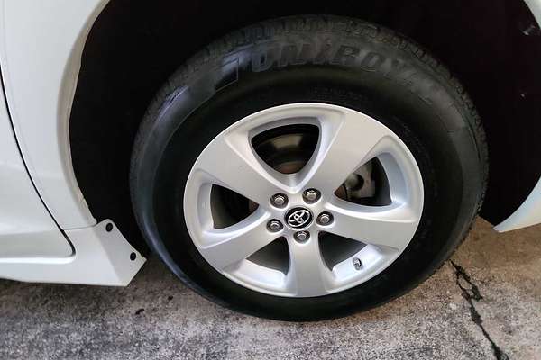 2019 Toyota SIENNA LE