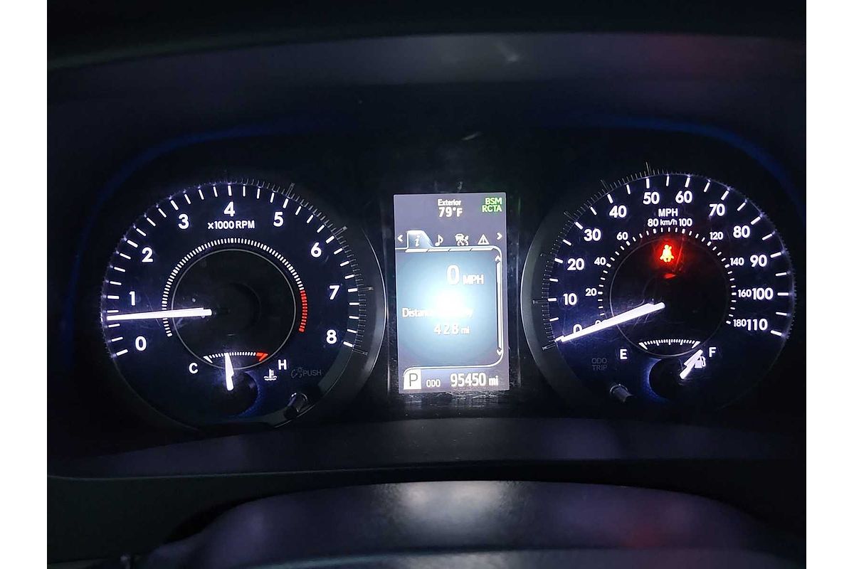 2019 Toyota SIENNA LE