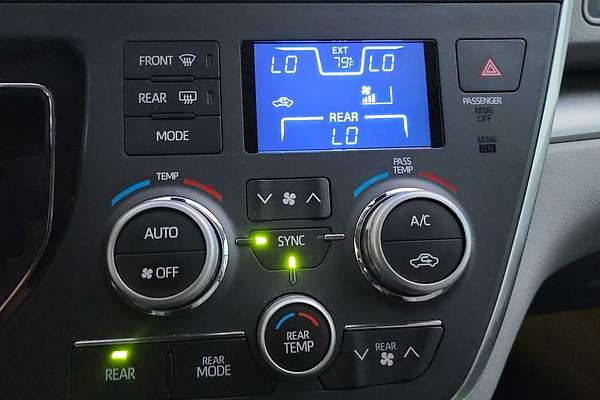 2019 Toyota SIENNA LE