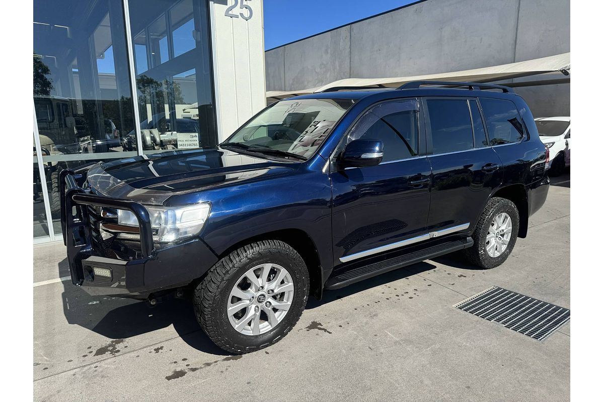 2017 Toyota Landcruiser Sahara VDJ200R