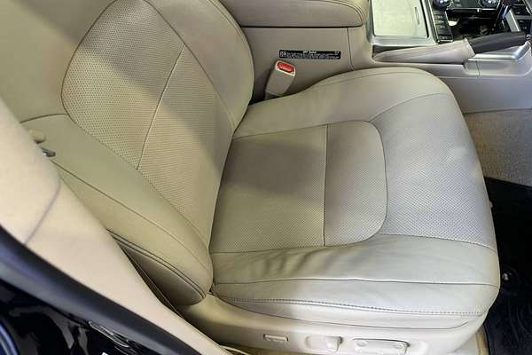 2017 Toyota Landcruiser Sahara VDJ200R