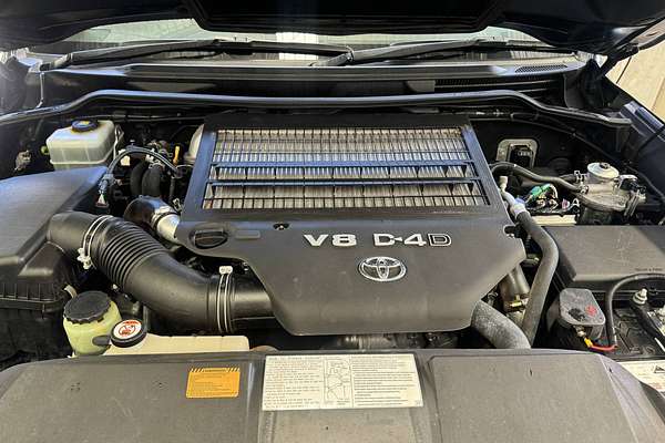 2017 Toyota Landcruiser Sahara VDJ200R