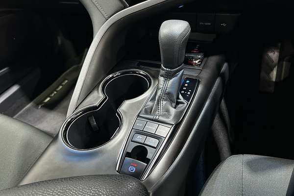 2024 Toyota Camry Ascent AXVH70R