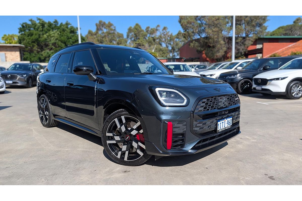 2024 MINI Countryman JCW Core U25