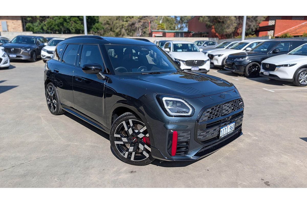 2024 MINI Countryman JCW Core U25
