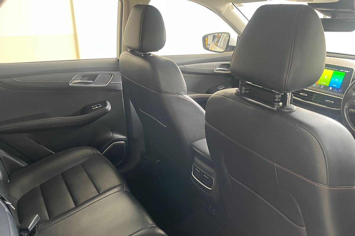 2021 MG HS Excite SAS23