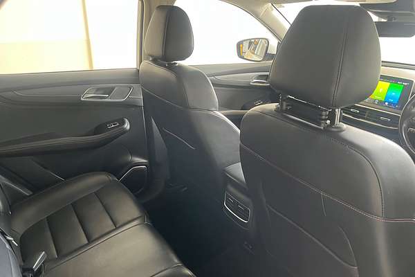 2021 MG HS Excite SAS23