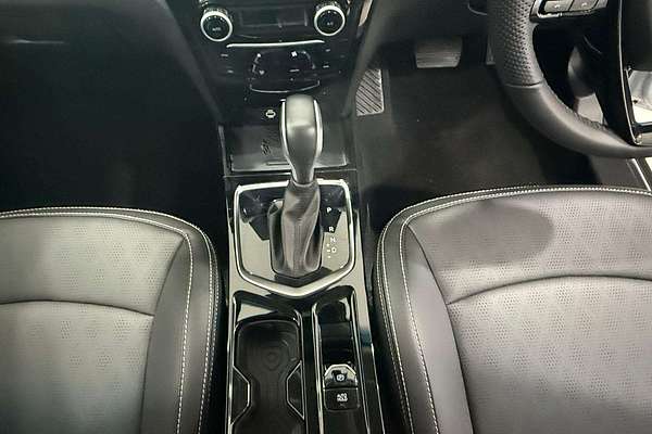 2025 Mahindra XUV3XO AX7L