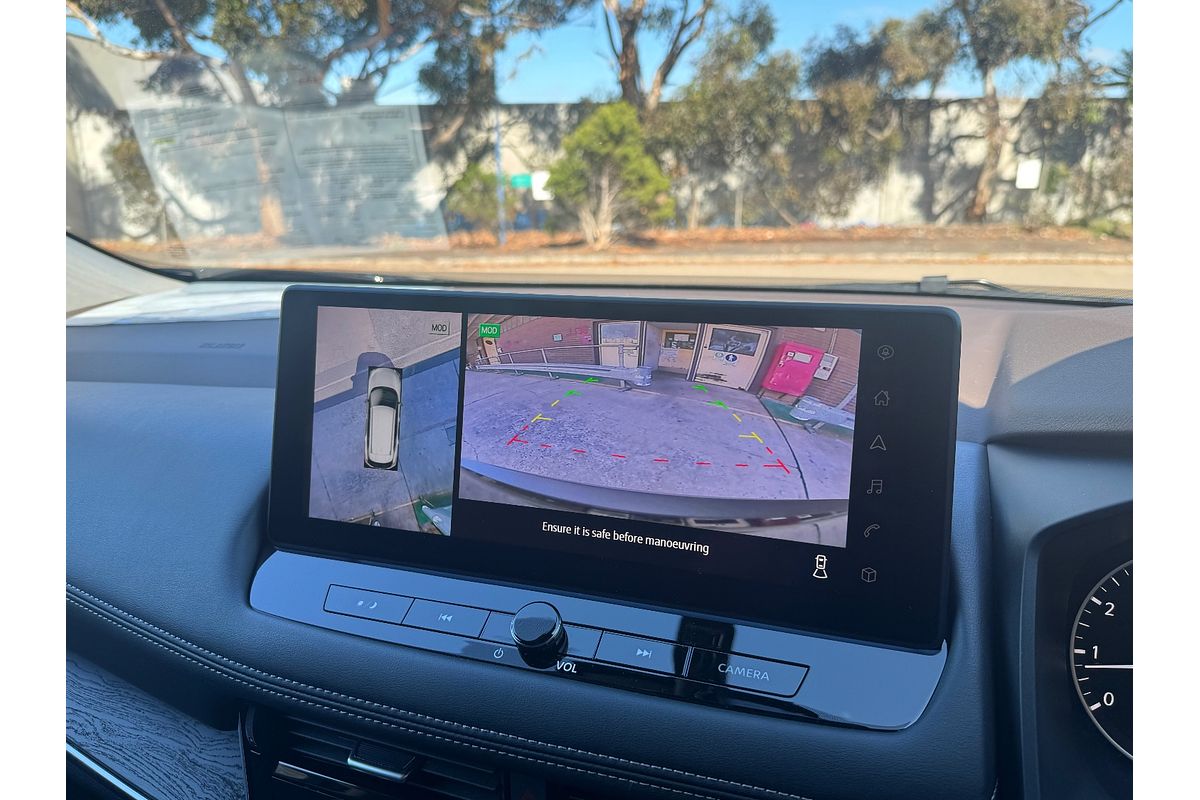 2025 Nissan X-TRAIL ST-L T33