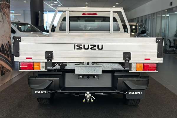 2025 Isuzu D-MAX SX High Ride Rear Wheel Drive