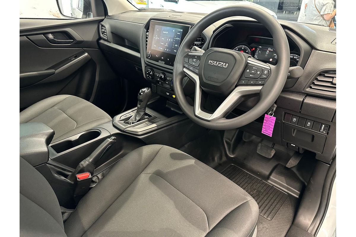 2025 Isuzu D-MAX SX High Ride Rear Wheel Drive